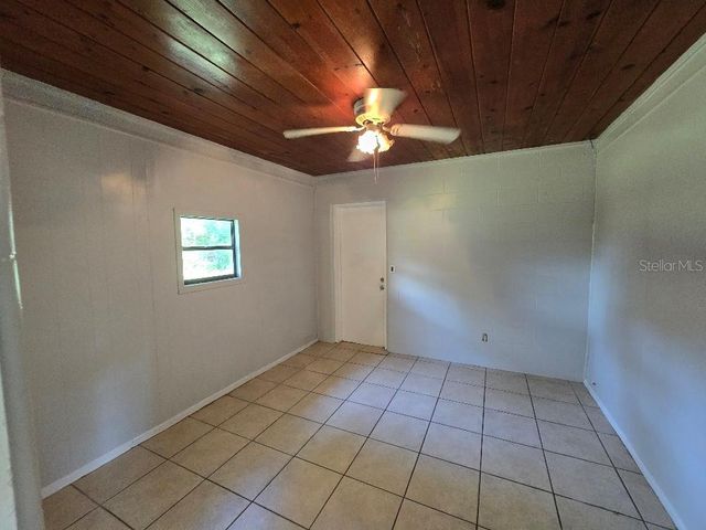 550 AVE E SE, Winter Haven, FL 33880