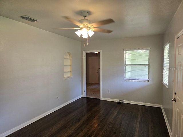 550 AVE E SE, Winter Haven, FL 33880