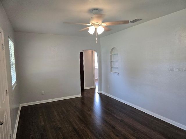 550 AVE E SE, Winter Haven, FL 33880