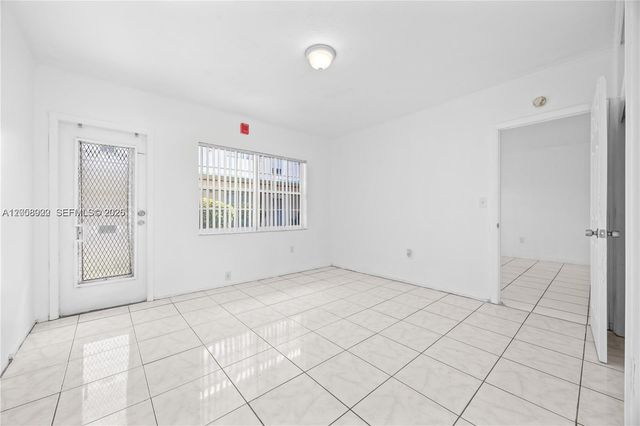 2072 NE 169th Street 2, North Miami Beach, FL 33162