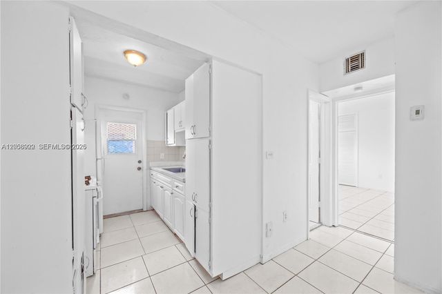 2072 NE 169th Street 2, North Miami Beach, FL 33162