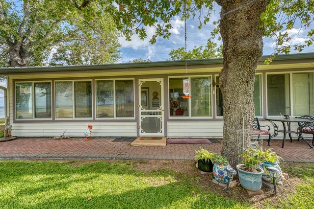 106 Chuckwagon, Burnet, TX 78611