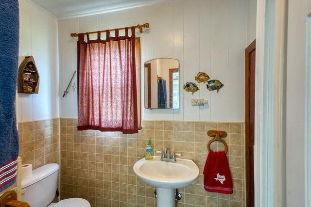 106 Chuckwagon, Burnet, TX 78611