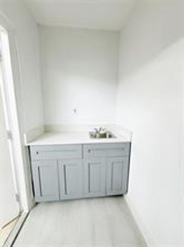 1136 NW 5th Court, Fort Lauderdale, FL 33311