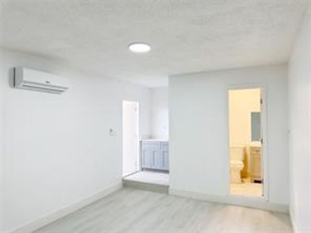 1136 NW 5th Court, Fort Lauderdale, FL 33311