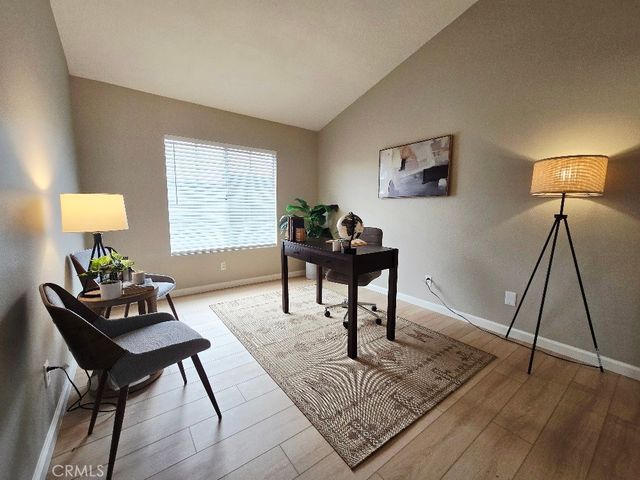 655 S Glenhurst, Anaheim, CA 92808