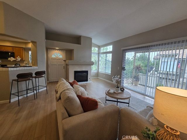 655 S Glenhurst, Anaheim, CA 92808