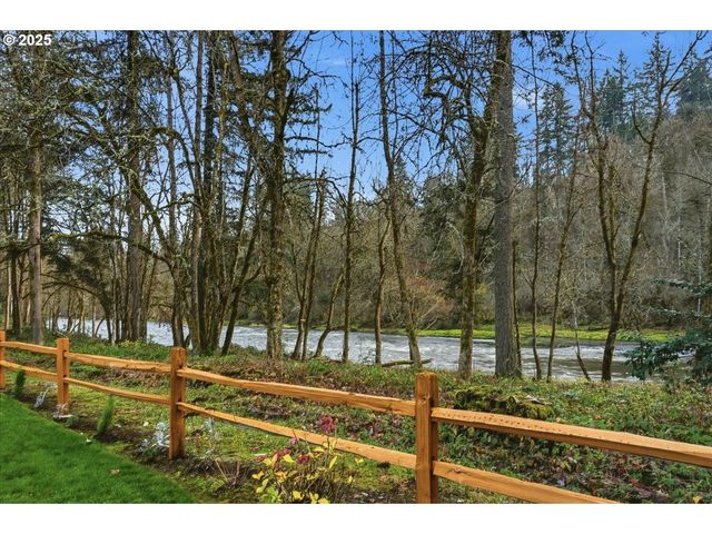 25545 KATHERINE Ct, West Linn, OR 97068