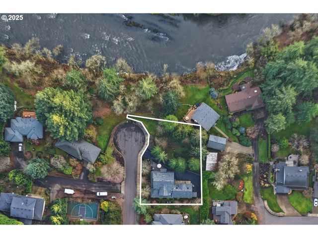 25545 KATHERINE Ct, West Linn, OR 97068