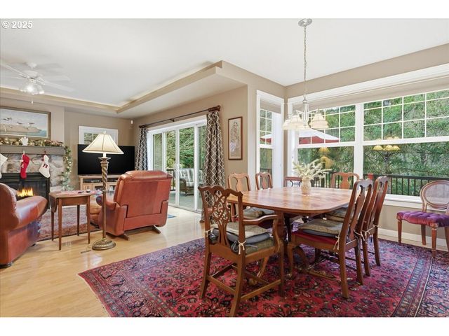 25545 KATHERINE Ct, West Linn, OR 97068