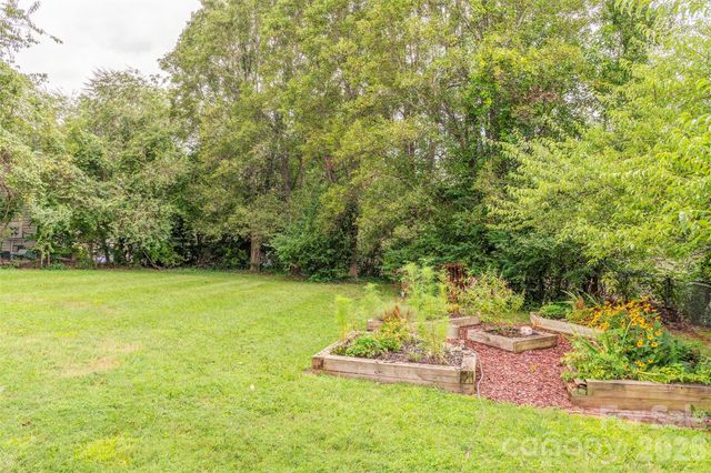 103 S Main Street, Weaverville, NC 28787