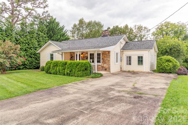 103 S Main Street, Weaverville, NC 28787