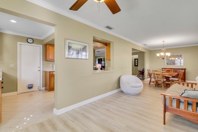 814 SW 5th Avenue, Boynton Beach, FL 33426