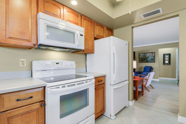 814 SW 5th Avenue, Boynton Beach, FL 33426