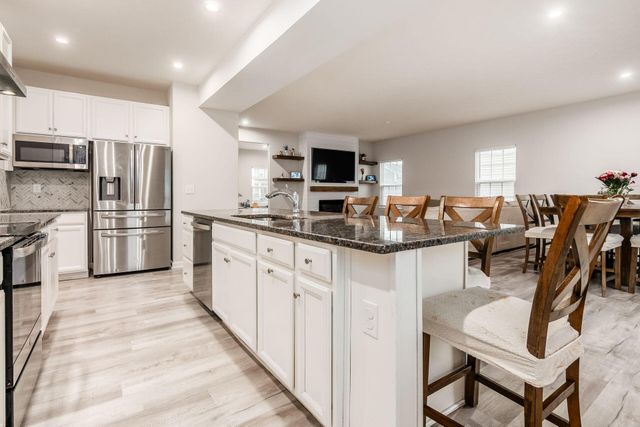 8435 Graystone Drive, Pickerington, OH 43147