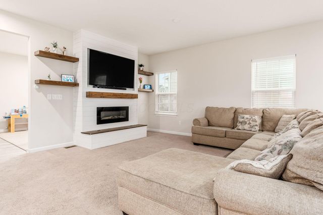 8435 Graystone Drive, Pickerington, OH 43147