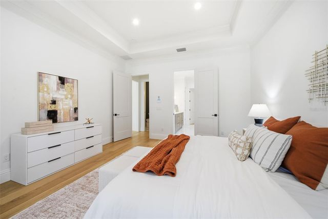 2215 AMHERST AVENUE, Orlando, FL 32804