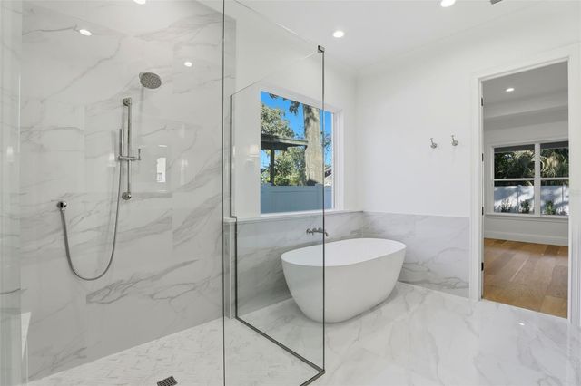 2215 AMHERST AVENUE, Orlando, FL 32804