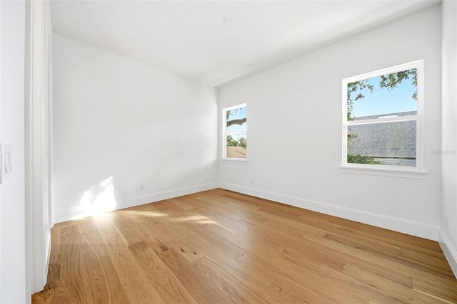 2215 AMHERST AVENUE, Orlando, FL 32804