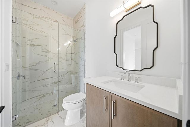 2215 AMHERST AVENUE, Orlando, FL 32804