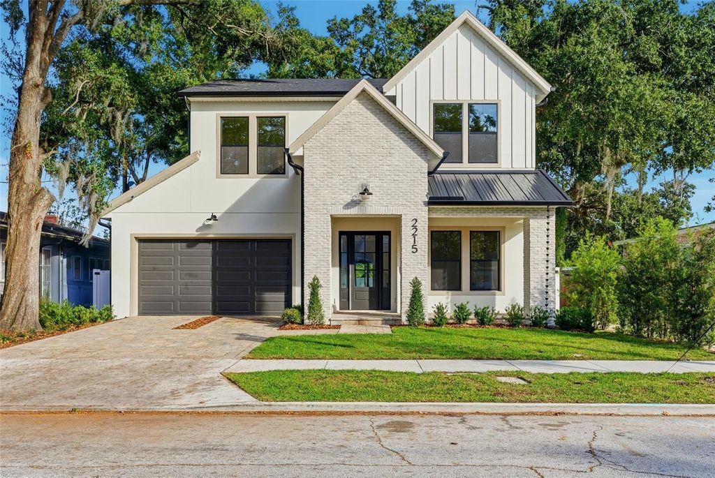 2215 AMHERST AVENUE, Orlando, FL 32804