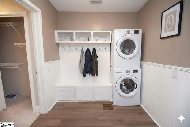 106 Cloverdale Drive, Boiling Springs, SC 29316