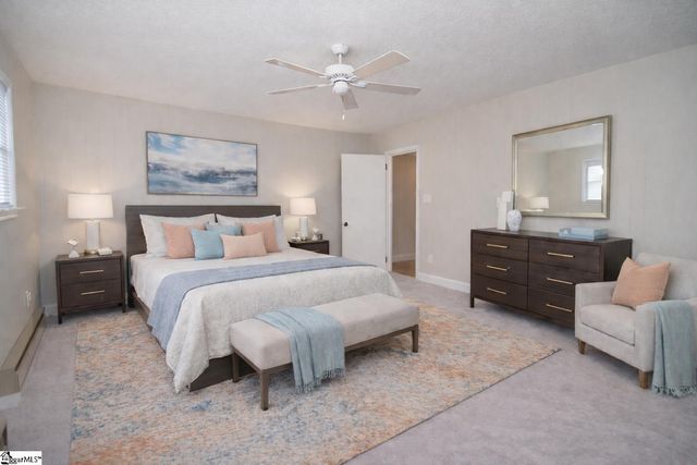 106 Cloverdale Drive, Boiling Springs, SC 29316