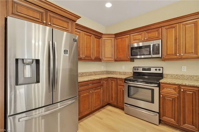 313 Woodruff ST, Suffolk, VA 23434