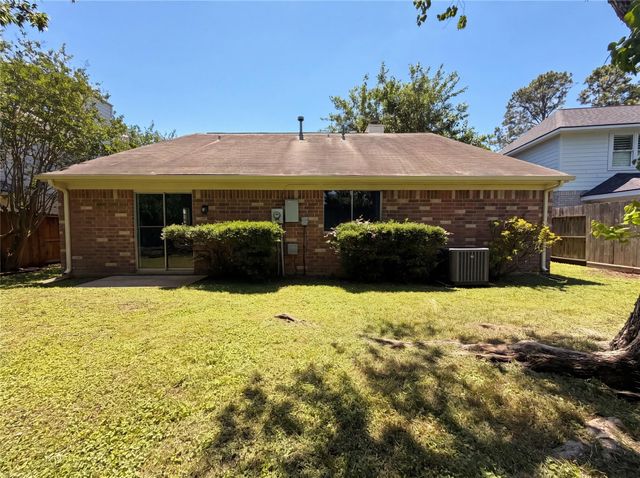 10422 Elk Point Lane, Houston, TX 77064