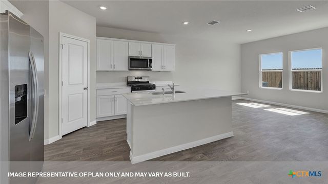 221 RAYMONDVILLE Path, San Marcos, TX 78666