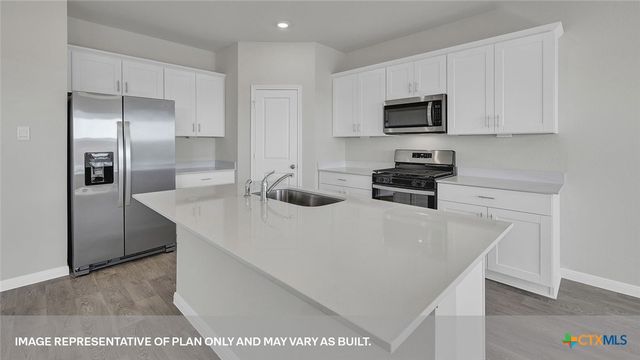 221 RAYMONDVILLE Path, San Marcos, TX 78666