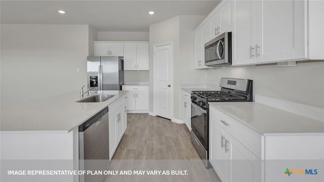221 RAYMONDVILLE Path, San Marcos, TX 78666