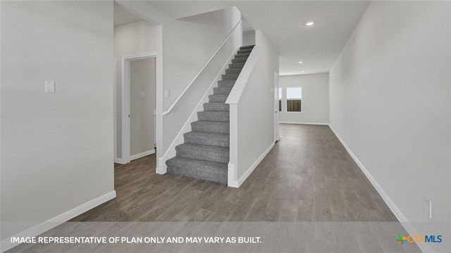 221 RAYMONDVILLE Path, San Marcos, TX 78666