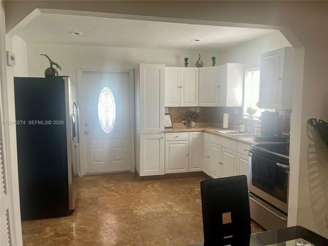 521 NW 32nd Pl, Miami, FL 33125
