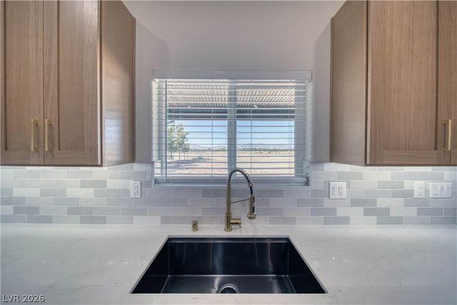 2520 South Yakima Avenue, Pahrump, NV 89048