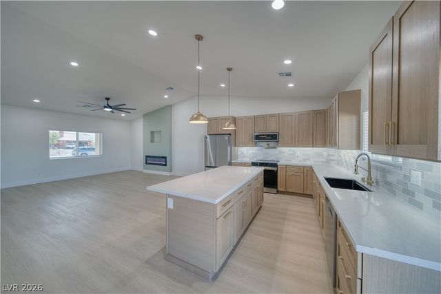 2520 South Yakima Avenue, Pahrump, NV 89048