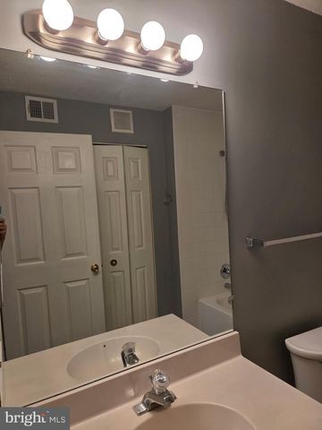 101 PROSPERITY AVE SE #A, Leesburg, VA 20175