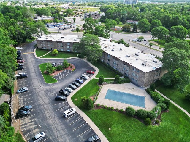 2600 Brookwood Way 314, Rolling Meadows, IL 60008