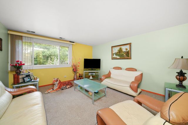 2600 Brookwood Way 314, Rolling Meadows, IL 60008