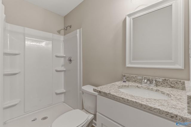 301 Holloway Street NW, Hartselle, AL 35640