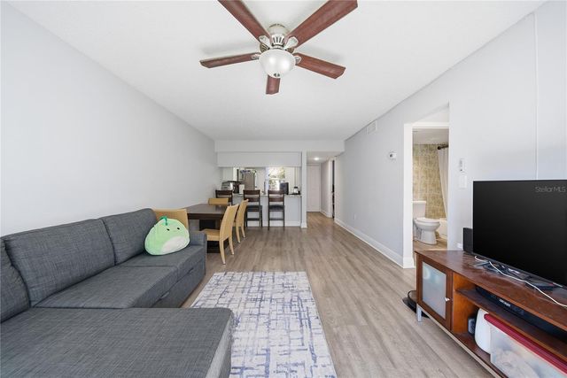 5040 TERRACE PALMS CIRCLE 102, Tampa, FL 33617