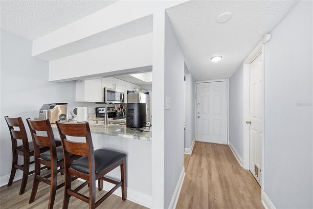 5040 TERRACE PALMS CIRCLE 102, Tampa, FL 33617