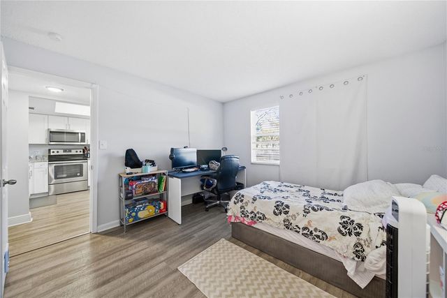 5040 TERRACE PALMS CIRCLE 102, Tampa, FL 33617