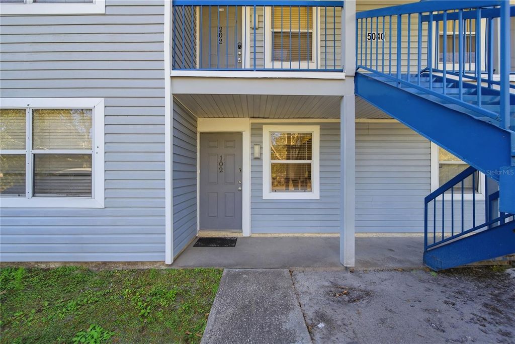 5040 TERRACE PALMS CIRCLE 102, Tampa, FL 33617