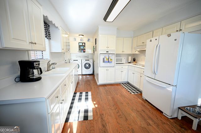 105 Garden Hills Drive, Calhoun, GA 30701