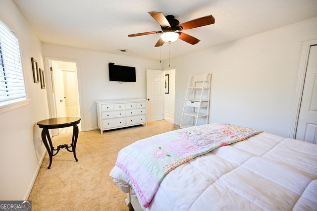 105 Garden Hills Drive, Calhoun, GA 30701
