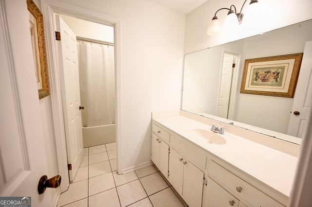 105 Garden Hills Drive, Calhoun, GA 30701
