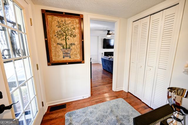 105 Garden Hills Drive, Calhoun, GA 30701