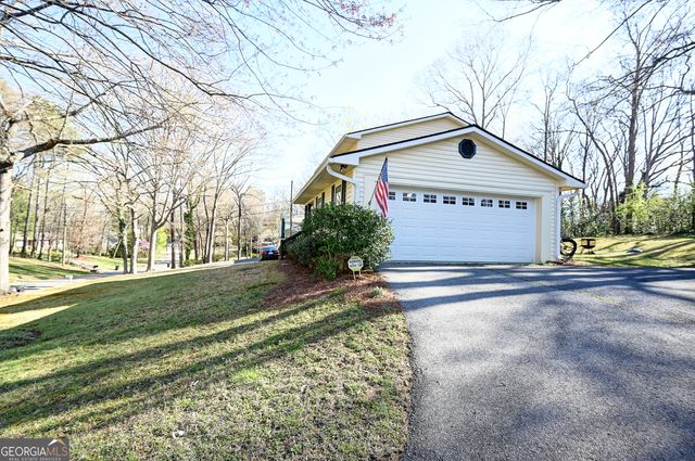 105 Garden Hills Drive, Calhoun, GA 30701