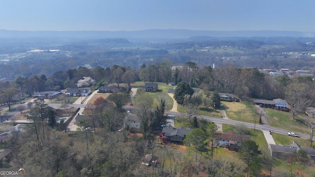 105 Garden Hills Drive, Calhoun, GA 30701